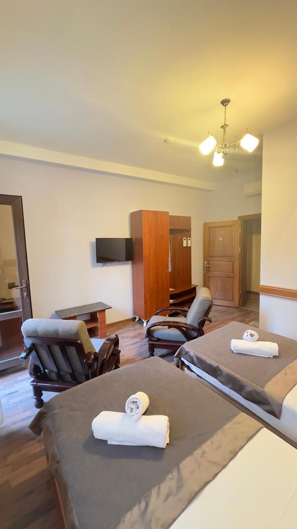 Yaffle Inn Shaki Boutique Hotel Шеки Экстерьер фото